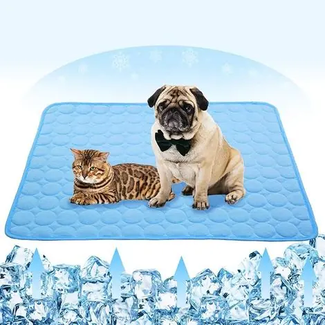 Tapis rafraîchissant d‘été pour chiens et chats, en soie glacée, tapis rafraîchissant pour chien, respirant, portable et lavable, couverture rafraîchissante pour animaux de compagnie (28 x 22 pouces, - Ajoutez au panier